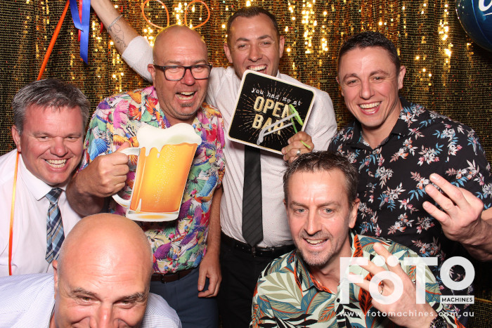 Coopers Christmas Party | View more photos from the event at gallery.fotomachines.com.au/u/FOTOMachines/Coopers-Christmas-Party