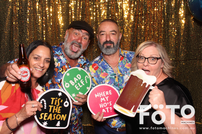 Coopers Christmas Party | View more photos from the event at gallery.fotomachines.com.au/u/FOTOMachines/Coopers-Christmas-Party