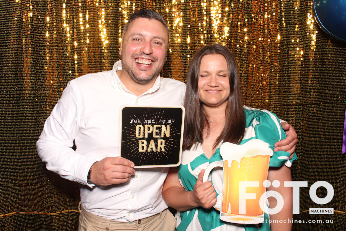 Coopers Christmas Party | View more photos from the event at gallery.fotomachines.com.au/u/FOTOMachines/Coopers-Christmas-Party