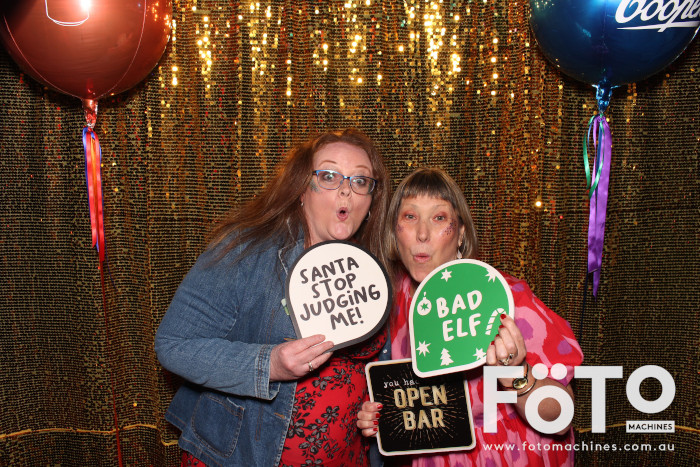 Coopers Christmas Party | View more photos from the event at gallery.fotomachines.com.au/u/FOTOMachines/Coopers-Christmas-Party