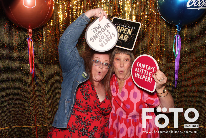 Coopers Christmas Party | View more photos from the event at gallery.fotomachines.com.au/u/FOTOMachines/Coopers-Christmas-Party