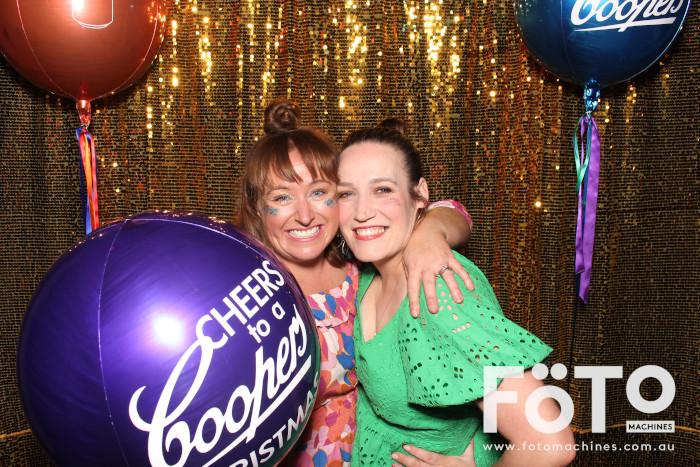 Coopers Christmas Party | View more photos from the event at gallery.fotomachines.com.au/u/FOTOMachines/Coopers-Christmas-Party