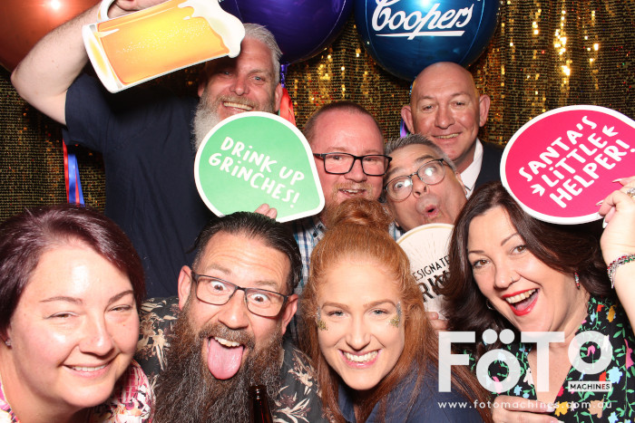 Coopers Christmas Party | View more photos from the event at gallery.fotomachines.com.au/u/FOTOMachines/Coopers-Christmas-Party