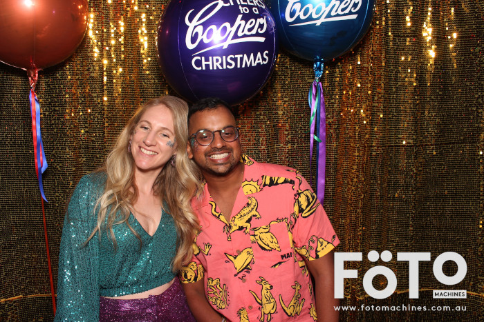 Coopers Christmas Party | View more photos from the event at gallery.fotomachines.com.au/u/FOTOMachines/Coopers-Christmas-Party