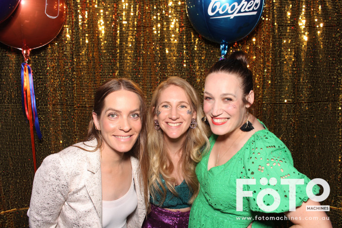 Coopers Christmas Party | View more photos from the event at gallery.fotomachines.com.au/u/FOTOMachines/Coopers-Christmas-Party