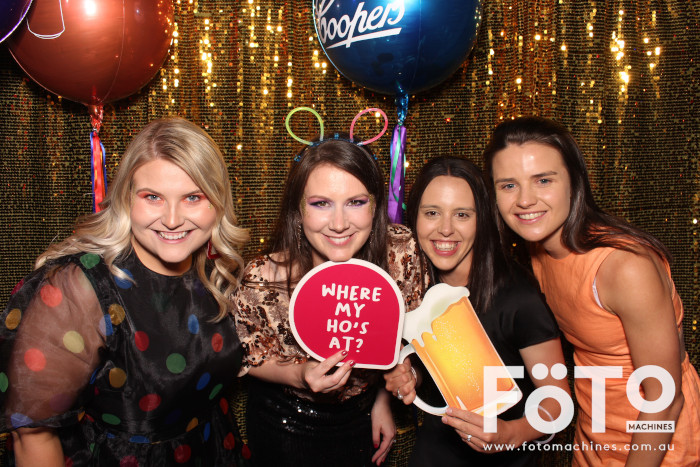 Coopers Christmas Party | View more photos from the event at gallery.fotomachines.com.au/u/FOTOMachines/Coopers-Christmas-Party