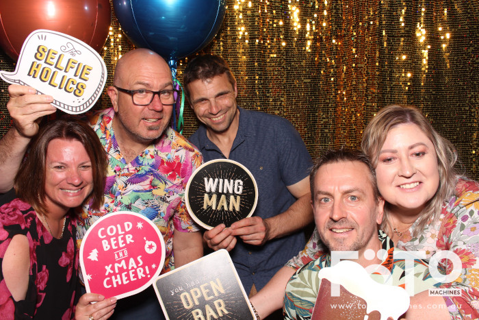 Coopers Christmas Party | View more photos from the event at gallery.fotomachines.com.au/u/FOTOMachines/Coopers-Christmas-Party