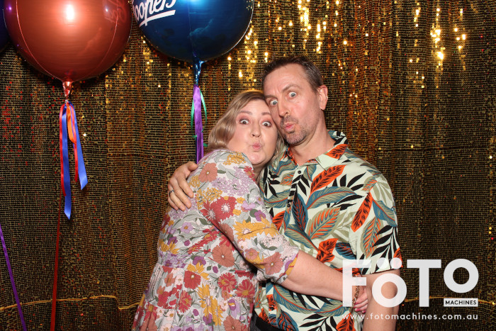 Coopers Christmas Party | View more photos from the event at gallery.fotomachines.com.au/u/FOTOMachines/Coopers-Christmas-Party