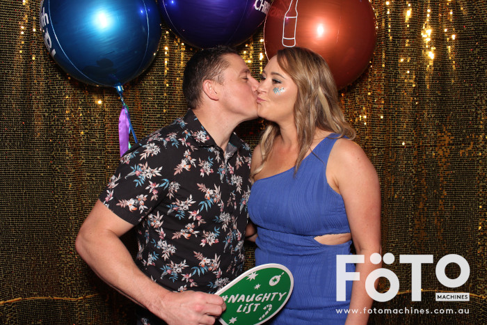 Coopers Christmas Party | View more photos from the event at gallery.fotomachines.com.au/u/FOTOMachines/Coopers-Christmas-Party