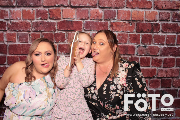 Jack & Taylah's Engagement | View more photos from the event at gallery.fotomachines.com.au/u/FOTOMachines/Jack-Taylahs-Engagement