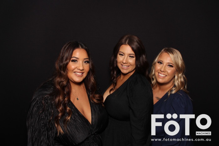 Ashleigh & Kaine's Engagement | View more photos from the event at gallery.fotomachines.com.au/u/FOTOMachines/Ashleigh-Kaines-Engagement