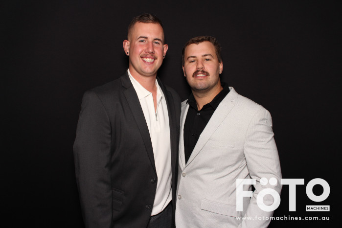 Ashleigh & Kaine's Engagement | View more photos from the event at gallery.fotomachines.com.au/u/FOTOMachines/Ashleigh-Kaines-Engagement