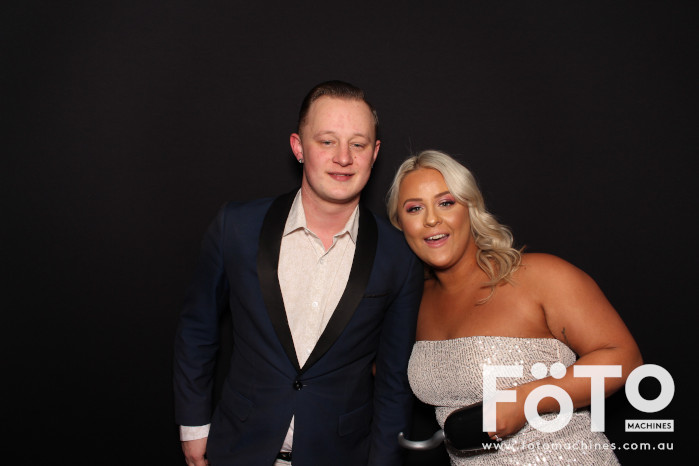 Ashleigh & Kaine's Engagement | View more photos from the event at gallery.fotomachines.com.au/u/FOTOMachines/Ashleigh-Kaines-Engagement