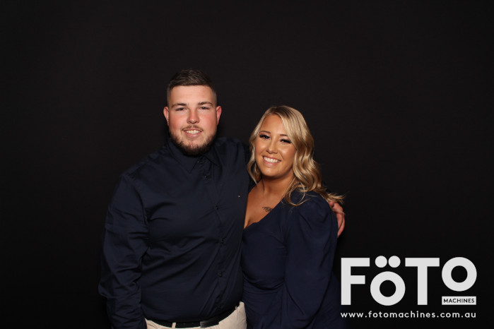 Ashleigh & Kaine's Engagement | View more photos from the event at gallery.fotomachines.com.au/u/FOTOMachines/Ashleigh-Kaines-Engagement