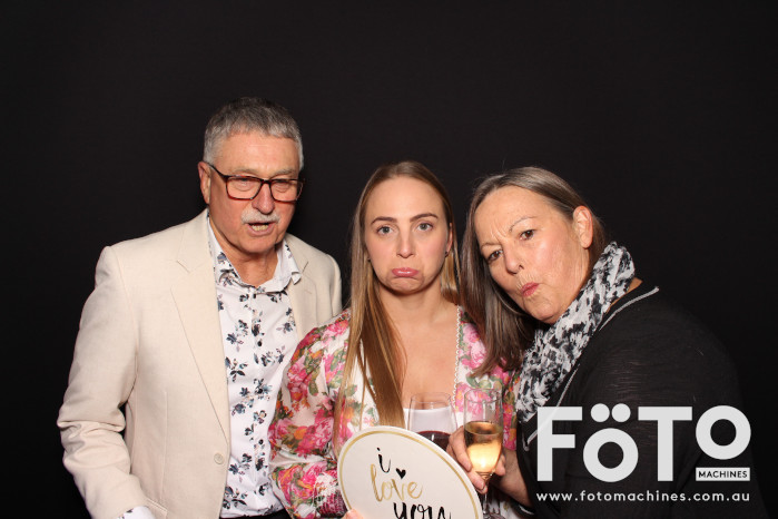 Ashleigh & Kaine's Engagement | View more photos from the event at gallery.fotomachines.com.au/u/FOTOMachines/Ashleigh-Kaines-Engagement