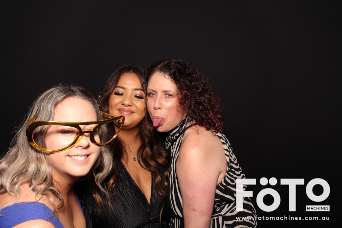 Ashleigh & Kaine's Engagement | View more photos from the event at gallery.fotomachines.com.au/u/FOTOMachines/Ashleigh-Kaines-Engagement