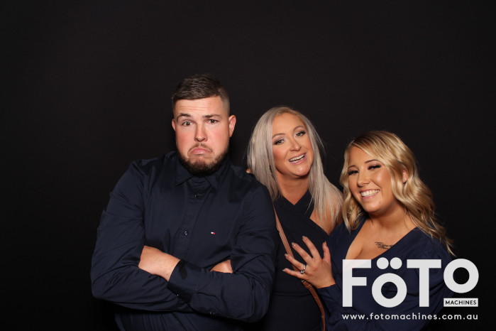 Ashleigh & Kaine's Engagement | View more photos from the event at gallery.fotomachines.com.au/u/FOTOMachines/Ashleigh-Kaines-Engagement