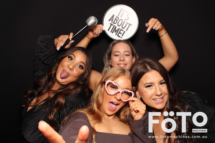 Ashleigh & Kaine's Engagement | View more photos from the event at gallery.fotomachines.com.au/u/FOTOMachines/Ashleigh-Kaines-Engagement