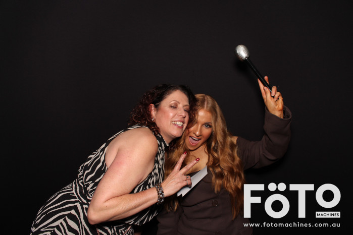 Ashleigh & Kaine's Engagement | View more photos from the event at gallery.fotomachines.com.au/u/FOTOMachines/Ashleigh-Kaines-Engagement