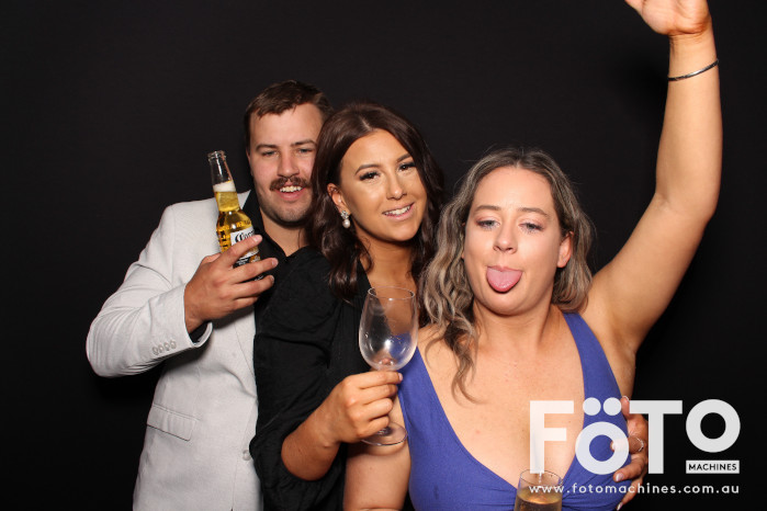 Ashleigh & Kaine's Engagement | View more photos from the event at gallery.fotomachines.com.au/u/FOTOMachines/Ashleigh-Kaines-Engagement