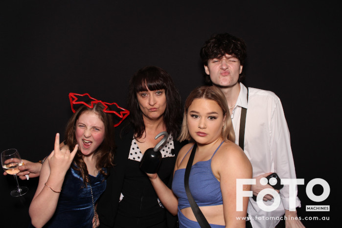 Ashleigh & Kaine's Engagement | View more photos from the event at gallery.fotomachines.com.au/u/FOTOMachines/Ashleigh-Kaines-Engagement