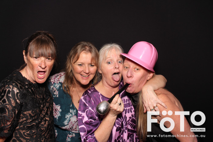 Ashleigh & Kaine's Engagement | View more photos from the event at gallery.fotomachines.com.au/u/FOTOMachines/Ashleigh-Kaines-Engagement