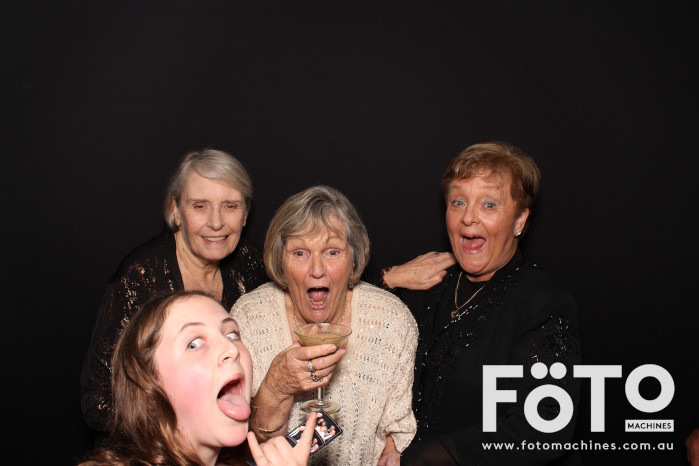 Ashleigh & Kaine's Engagement | View more photos from the event at gallery.fotomachines.com.au/u/FOTOMachines/Ashleigh-Kaines-Engagement