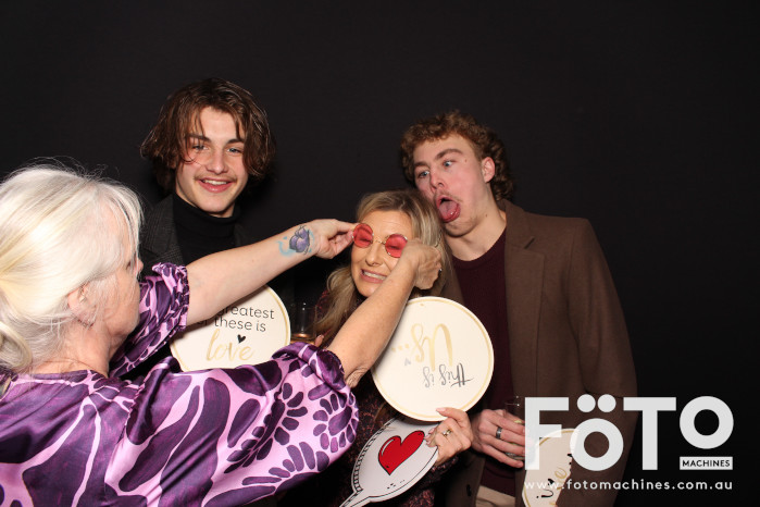 Ashleigh & Kaine's Engagement | View more photos from the event at gallery.fotomachines.com.au/u/FOTOMachines/Ashleigh-Kaines-Engagement