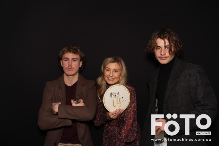 Ashleigh & Kaine's Engagement | View more photos from the event at gallery.fotomachines.com.au/u/FOTOMachines/Ashleigh-Kaines-Engagement