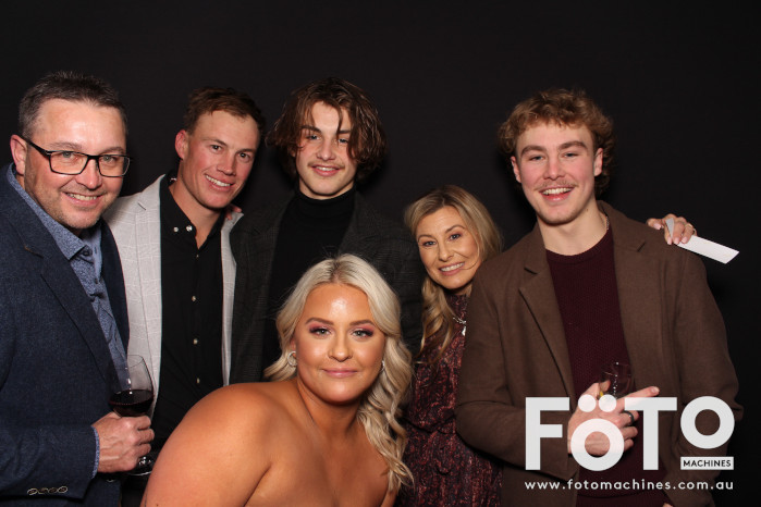 Ashleigh & Kaine's Engagement | View more photos from the event at gallery.fotomachines.com.au/u/FOTOMachines/Ashleigh-Kaines-Engagement