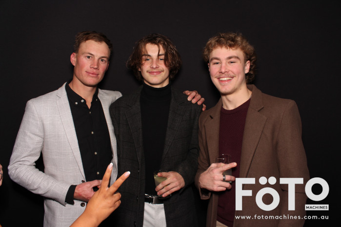 Ashleigh & Kaine's Engagement | View more photos from the event at gallery.fotomachines.com.au/u/FOTOMachines/Ashleigh-Kaines-Engagement