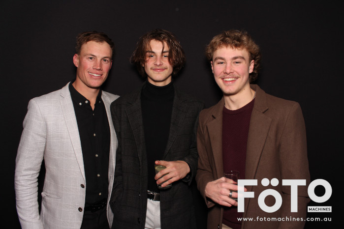 Ashleigh & Kaine's Engagement | View more photos from the event at gallery.fotomachines.com.au/u/FOTOMachines/Ashleigh-Kaines-Engagement