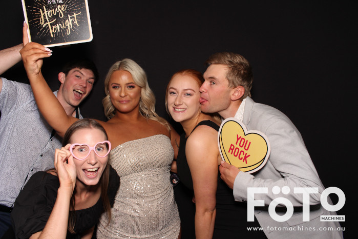 Ashleigh & Kaine's Engagement | View more photos from the event at gallery.fotomachines.com.au/u/FOTOMachines/Ashleigh-Kaines-Engagement