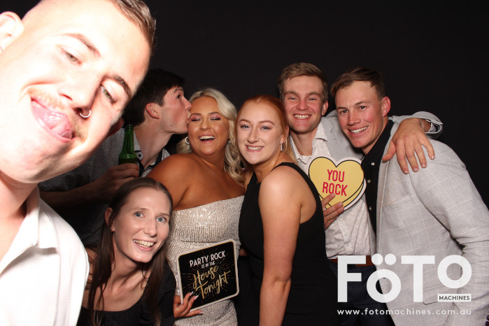 Ashleigh & Kaine's Engagement | View more photos from the event at gallery.fotomachines.com.au/u/FOTOMachines/Ashleigh-Kaines-Engagement