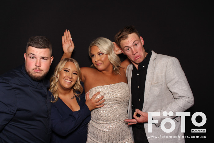 Ashleigh & Kaine's Engagement | View more photos from the event at gallery.fotomachines.com.au/u/FOTOMachines/Ashleigh-Kaines-Engagement