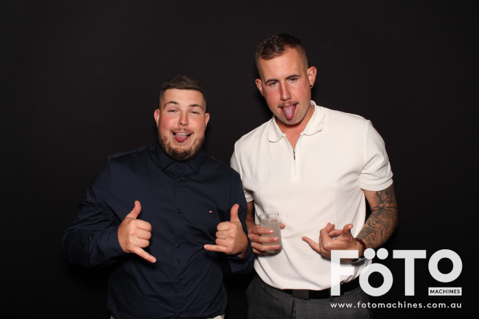 Ashleigh & Kaine's Engagement | View more photos from the event at gallery.fotomachines.com.au/u/FOTOMachines/Ashleigh-Kaines-Engagement