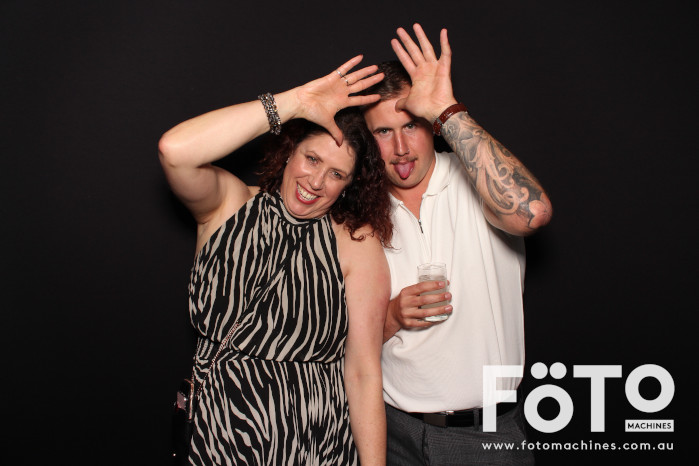 Ashleigh & Kaine's Engagement | View more photos from the event at gallery.fotomachines.com.au/u/FOTOMachines/Ashleigh-Kaines-Engagement