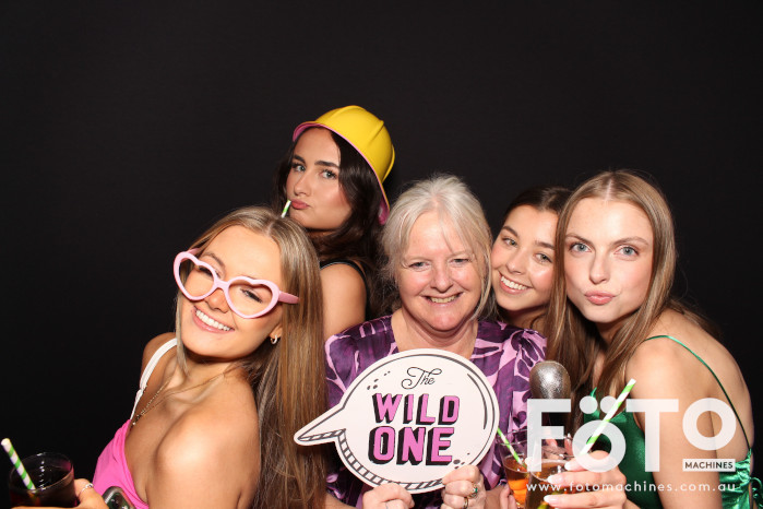 Ashleigh & Kaine's Engagement | View more photos from the event at gallery.fotomachines.com.au/u/FOTOMachines/Ashleigh-Kaines-Engagement