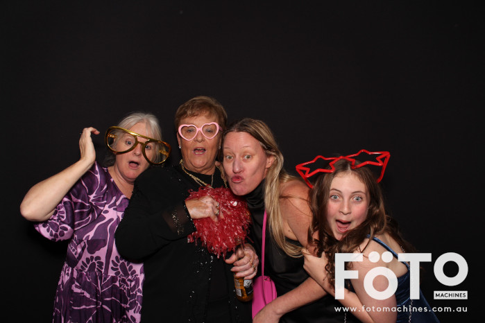 Ashleigh & Kaine's Engagement | View more photos from the event at gallery.fotomachines.com.au/u/FOTOMachines/Ashleigh-Kaines-Engagement