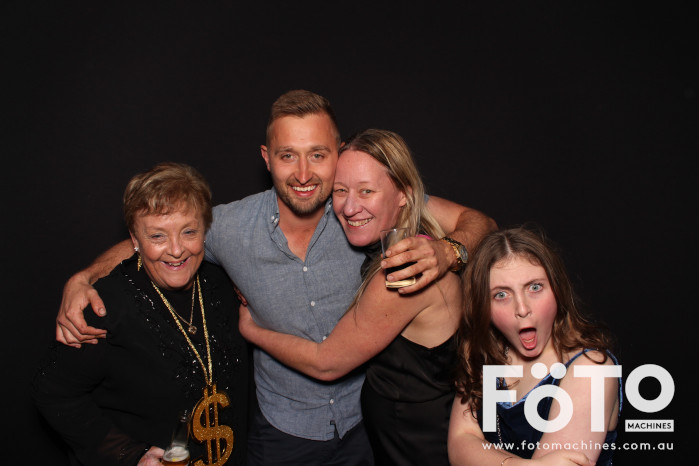 Ashleigh & Kaine's Engagement | View more photos from the event at gallery.fotomachines.com.au/u/FOTOMachines/Ashleigh-Kaines-Engagement