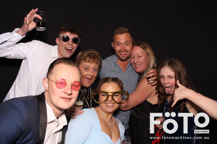 Ashleigh & Kaine's Engagement | View more photos from the event at gallery.fotomachines.com.au/u/FOTOMachines/Ashleigh-Kaines-Engagement