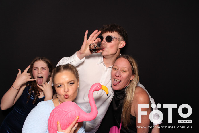 Ashleigh & Kaine's Engagement | View more photos from the event at gallery.fotomachines.com.au/u/FOTOMachines/Ashleigh-Kaines-Engagement