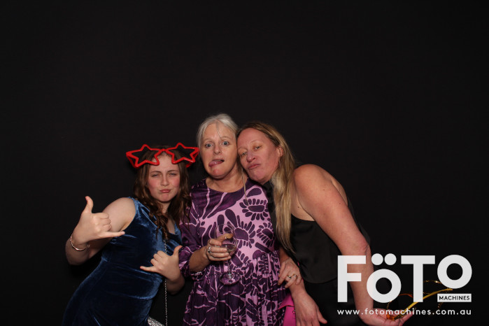 Ashleigh & Kaine's Engagement | View more photos from the event at gallery.fotomachines.com.au/u/FOTOMachines/Ashleigh-Kaines-Engagement