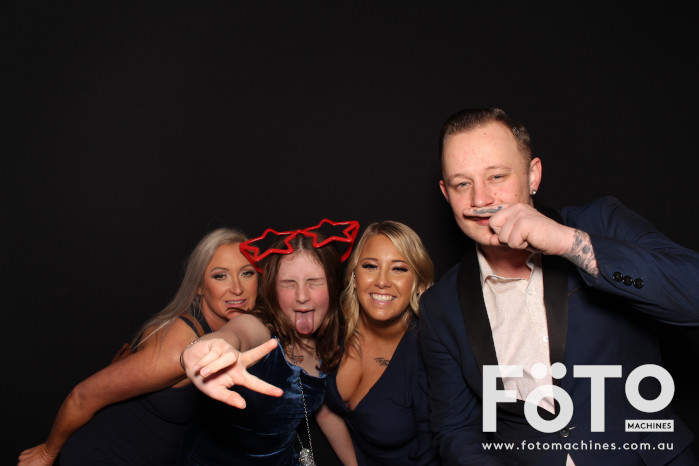 Ashleigh & Kaine's Engagement | View more photos from the event at gallery.fotomachines.com.au/u/FOTOMachines/Ashleigh-Kaines-Engagement