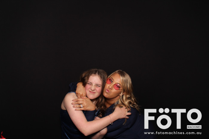 Ashleigh & Kaine's Engagement | View more photos from the event at gallery.fotomachines.com.au/u/FOTOMachines/Ashleigh-Kaines-Engagement