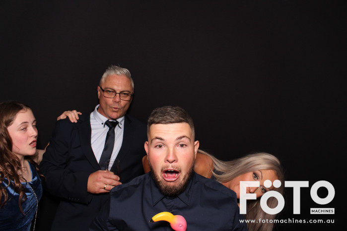 Ashleigh & Kaine's Engagement | View more photos from the event at gallery.fotomachines.com.au/u/FOTOMachines/Ashleigh-Kaines-Engagement