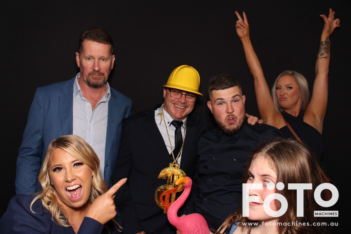 Ashleigh & Kaine's Engagement | View more photos from the event at gallery.fotomachines.com.au/u/FOTOMachines/Ashleigh-Kaines-Engagement