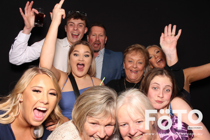 Ashleigh & Kaine's Engagement | View more photos from the event at gallery.fotomachines.com.au/u/FOTOMachines/Ashleigh-Kaines-Engagement