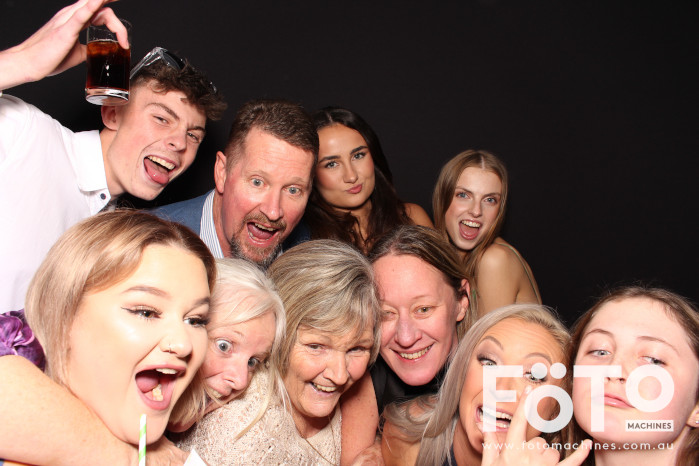 Ashleigh & Kaine's Engagement | View more photos from the event at gallery.fotomachines.com.au/u/FOTOMachines/Ashleigh-Kaines-Engagement