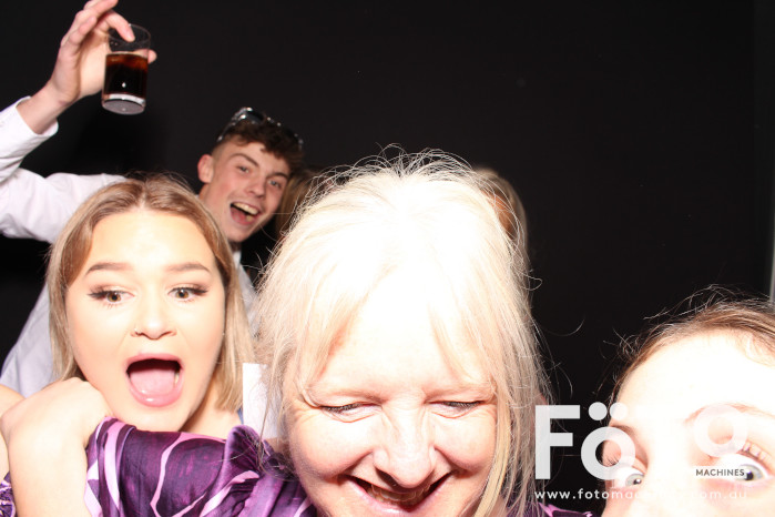 Ashleigh & Kaine's Engagement | View more photos from the event at gallery.fotomachines.com.au/u/FOTOMachines/Ashleigh-Kaines-Engagement